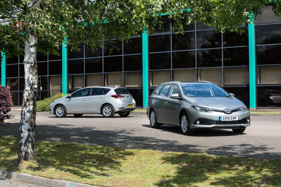  Toyota Auris 2015 года  (UK) (фото 41 из 43)